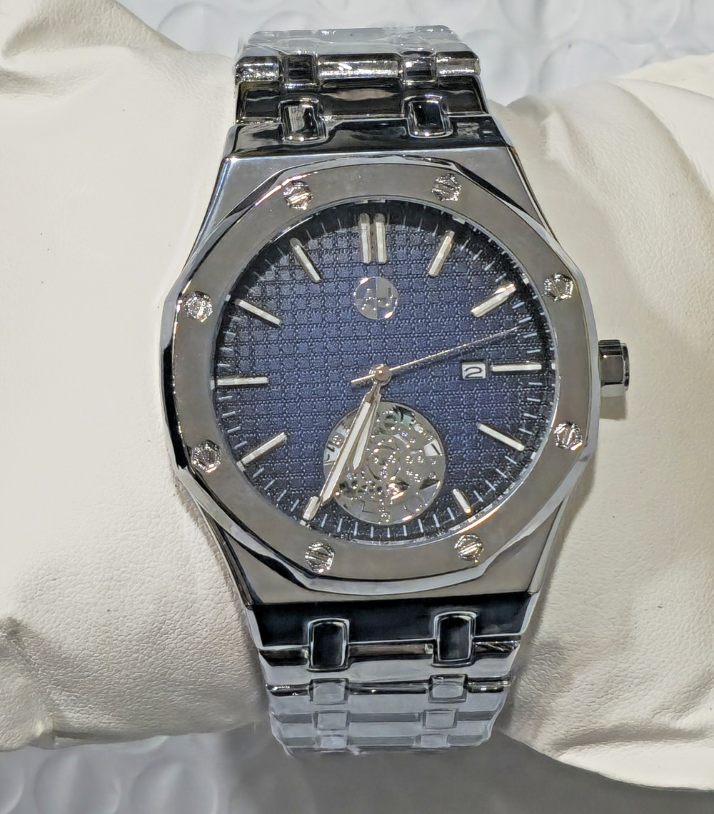 AJ Sports-Master Men's Quartz Chronograph Water-Resistant Blue Dial Watch